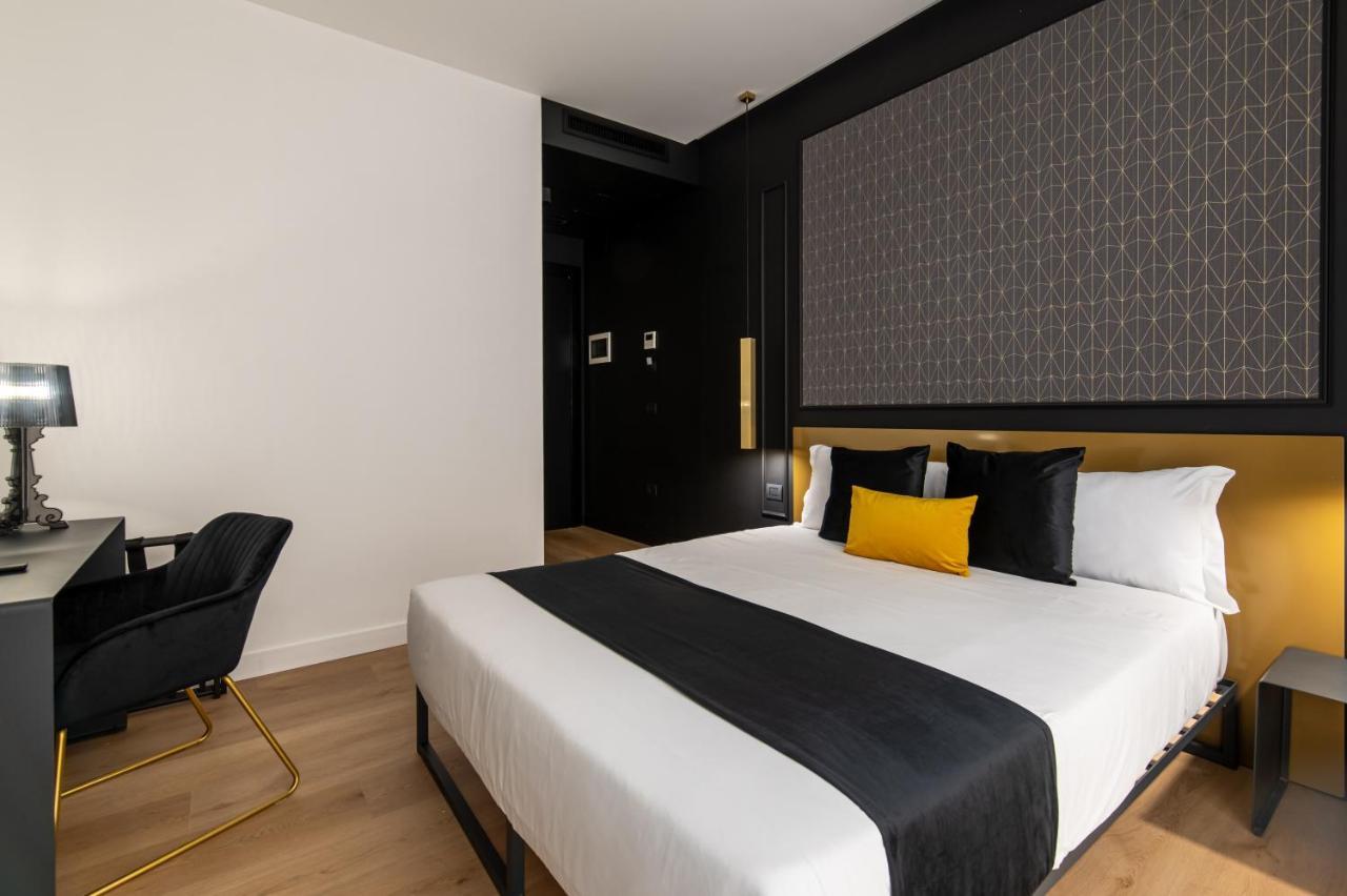 Plebiscito Boutique Rooms Nápoles Exterior foto
